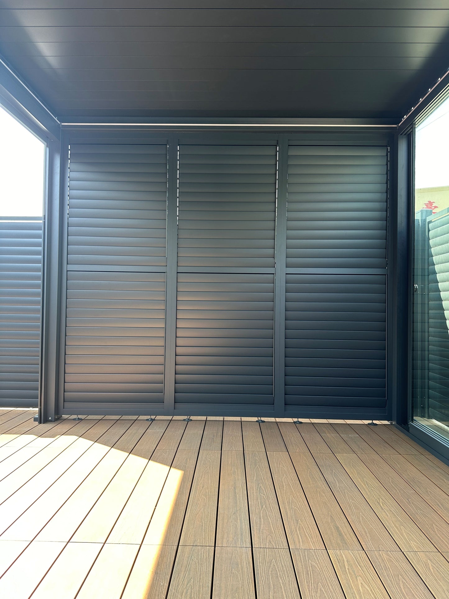 Adjustable Shutter for Pergola