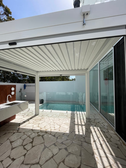 Stellaris Manual Series Freestanding Louvre Roof Aluminium Pergola