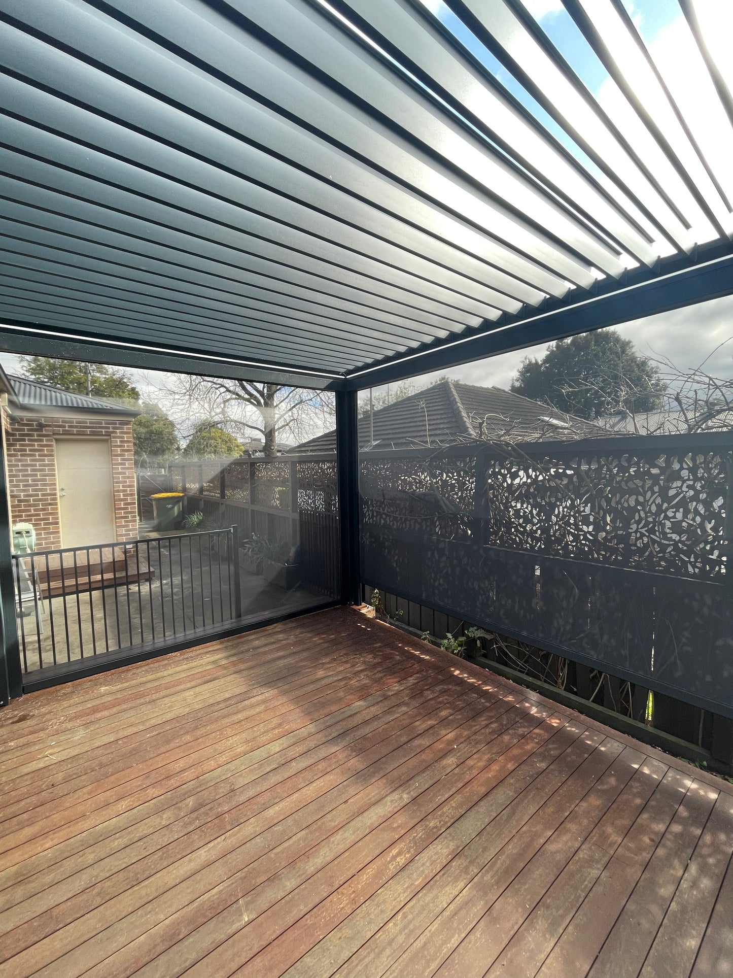 Nebula Motorised Series Freestanding Louvre Roof Aluminium Pergola