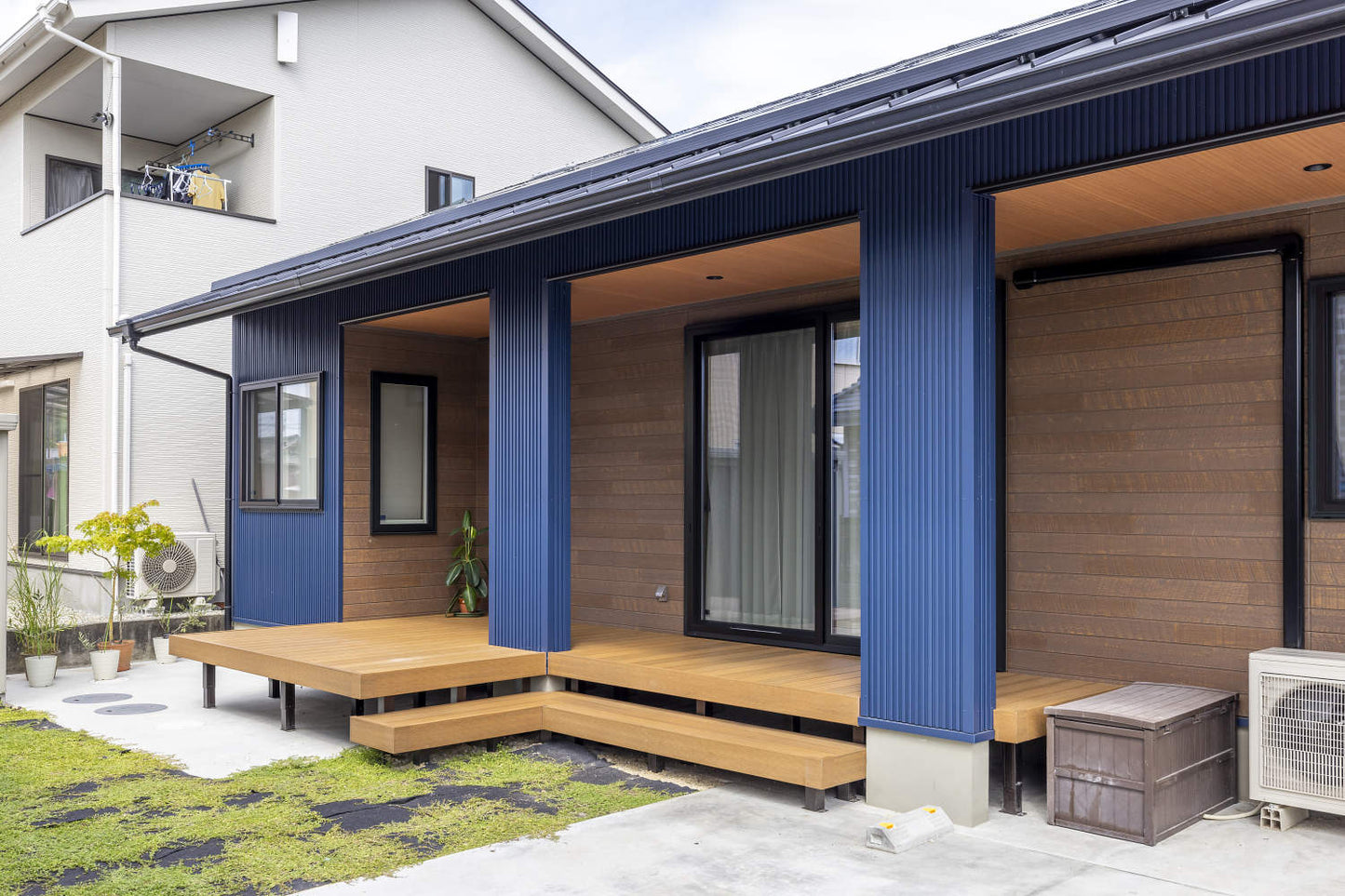 Aura Luxe Composite Deck Board