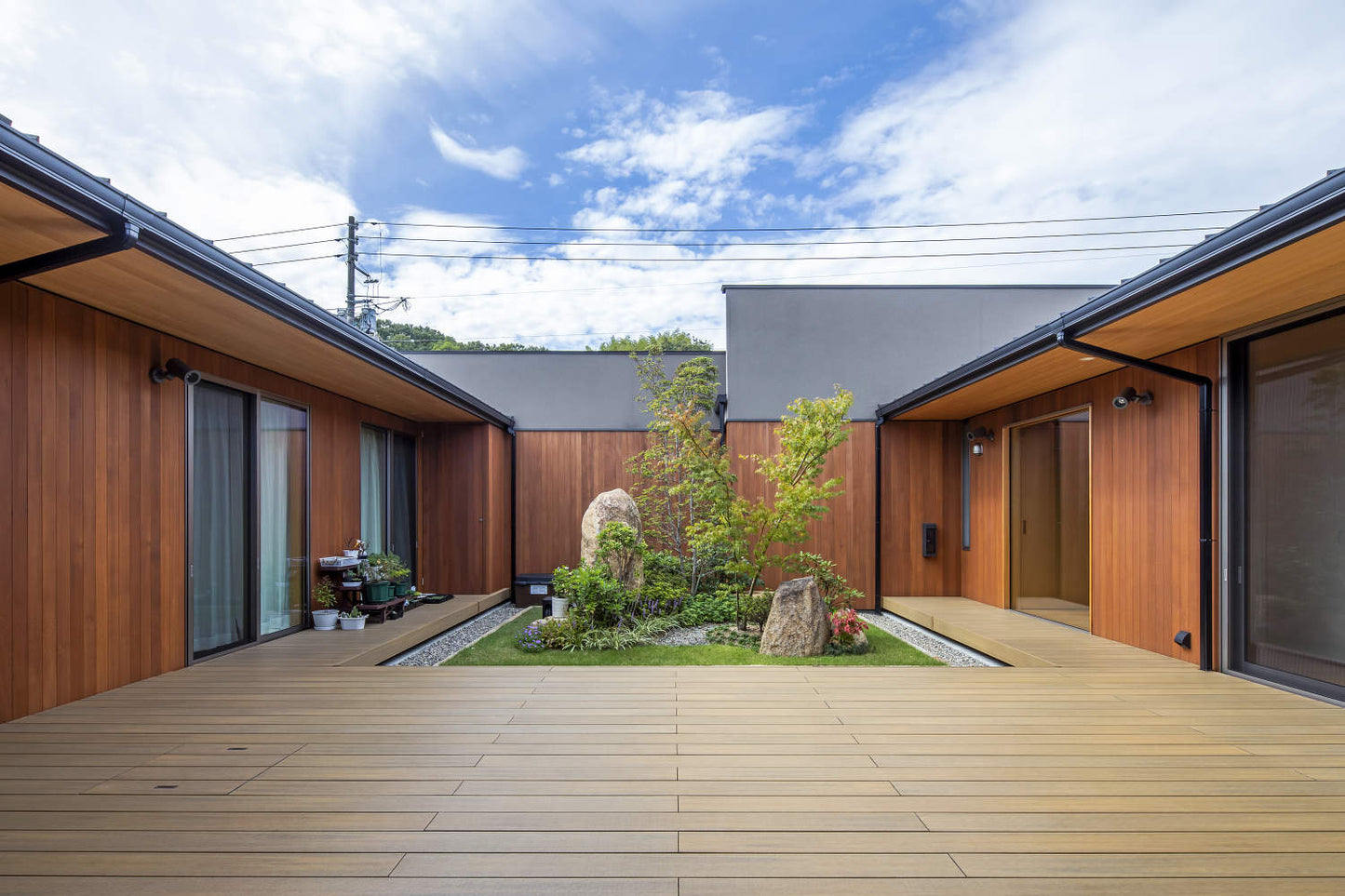 Aura Luxe Composite Deck Board